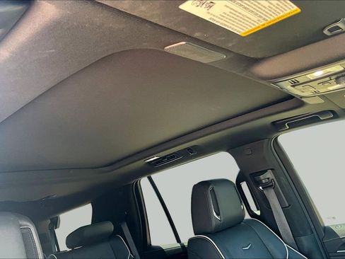 Used 2023 Cadillac Escalade Sport w/ LPO, ONYX Package AWD/4WD image 16