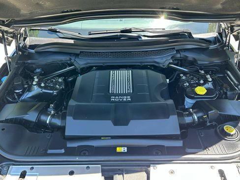 Used 2013 Land Rover Range Rover Supercharged AWD/4WD image 25