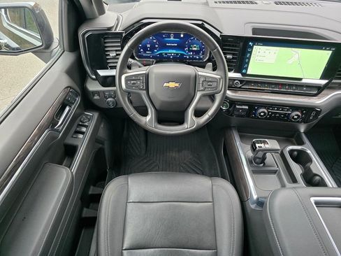 Certified 2022 Chevrolet Silverado 1500 LTZ image 32