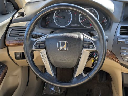 Used 2010 Honda Accord EX-L image 17