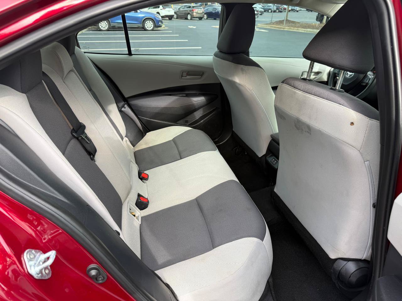 Used 2024 Toyota Corolla LE w/ LE Convenience Package FWD image 12