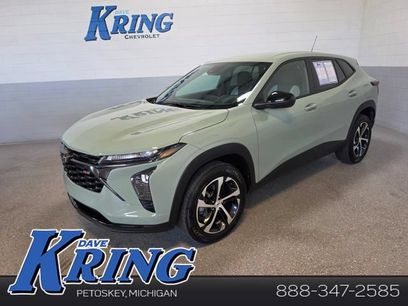 Used 2024 Chevrolet Trax RS