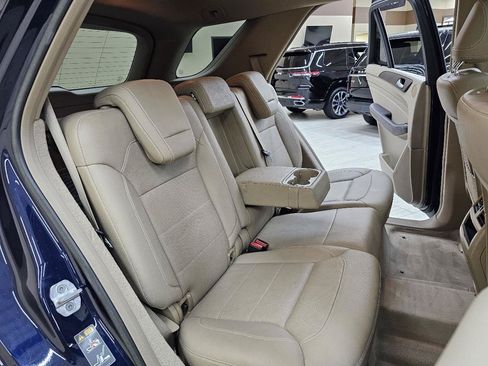 Used 2015 Mercedes-Benz ML 350 2WD w/ Premium 1 Package image 24