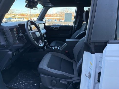 New 2025 Ford Bronco Big Bend image 8