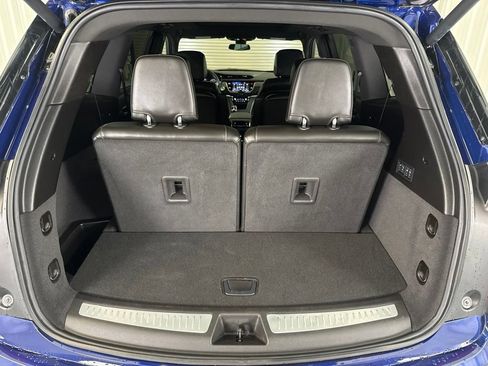 Certified 2025 Cadillac XT6 Premium Luxury FWD image 27