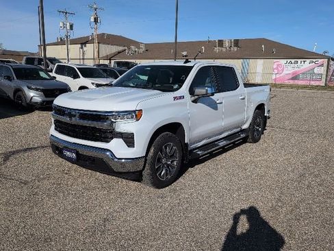 New 2026 Chevrolet Silverado 1500 LT image 16