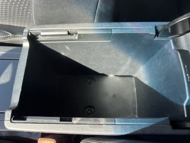 Used 2012 Toyota Camry SE FWD image 26