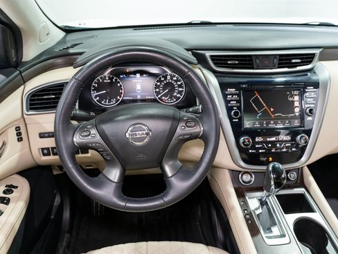 Used 2020 Nissan Murano Platinum FWD image 11