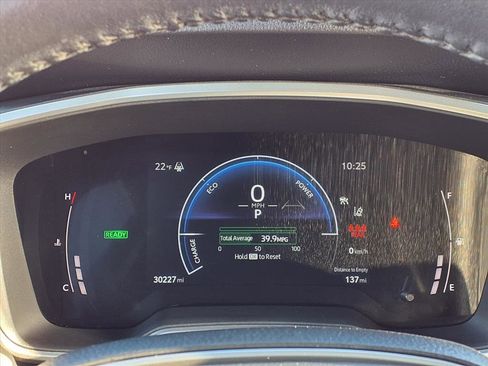 Used 2023 Toyota Corolla Cross XSE w/ Convenience Package image 16