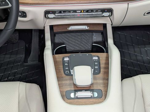 Certified 2026 Mercedes-Benz GLS 450 4MATIC image 20