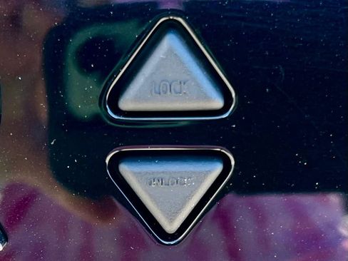 Used 2024 Toyota 4Runner SR5 image 39