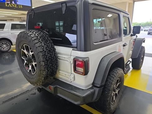 Used 2019 Jeep Wrangler Rubicon AWD/4WD image 2