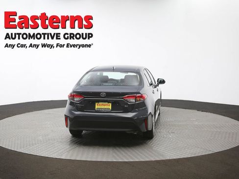 Used 2025 Toyota Corolla LE image 36