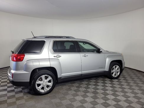 Used 2017 GMC Terrain SLT FWD image 10
