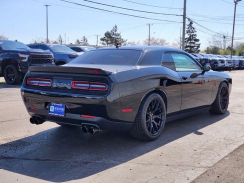 Used 2019 Dodge Challenger SRT Hellcat w/ Laguna Leather Package RWD image 5