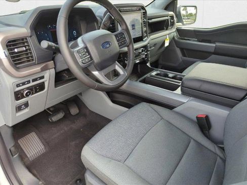 New 2025 Ford F150 XLT w/ Equipment Group 302A MID image 3