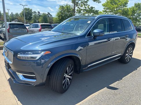 Used 2023 Volvo XC90 B6 Plus w/ Protection Package Premier AWD/4WD image 4