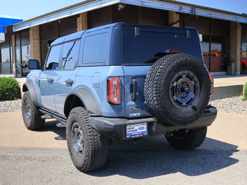 Certified 2025 Ford Bronco Badlands w/ Sasquatch Package AWD/4WD image 2