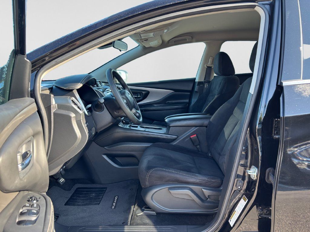 Used 2020 Nissan Murano S w/ Technology Package FWD image 7