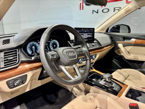 Used 2023 Audi Q5 e Premium Plus w/ Premium Plus Package image 10