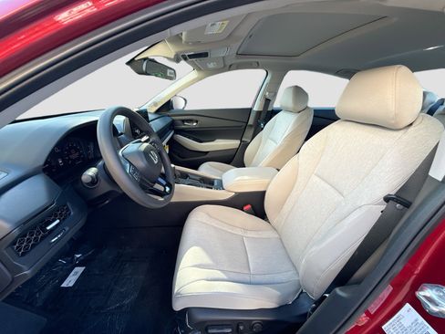 New 2025 Honda Accord SE image 15