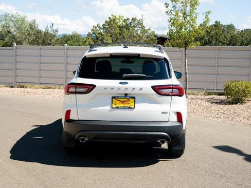 Certified 2025 Ford Escape ST-Line w/ Equipment Group 301A image 5