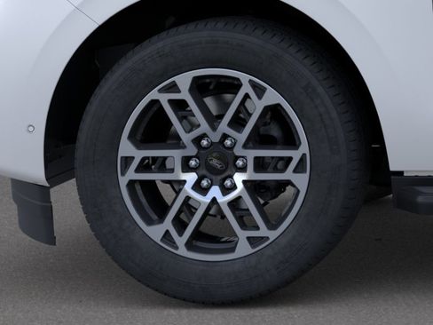 New 2025 Ford Expedition Active AWD/4WD image 19