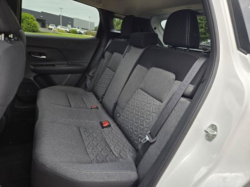 New 2026 Nissan Kicks SV w/ SV Premium Package FWD image 13