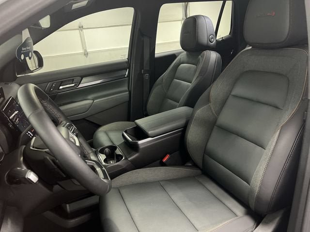Certified 2026 GMC Terrain AT4 w/ Technology Package II AWD/4WD image 19