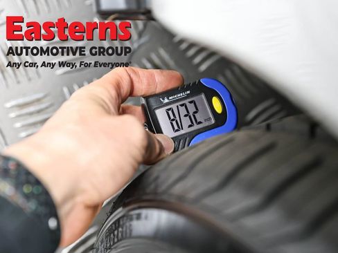 Used 2023 Tesla Model 3 Standard Range image 59