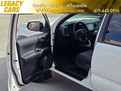 Used 2022 Toyota Tacoma TRD Off-Road w/ Technology Package image 50