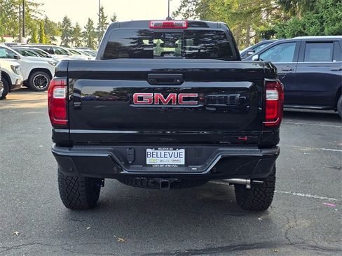 New 2025 GMC Canyon AT4 w/ AT4X Package image 4