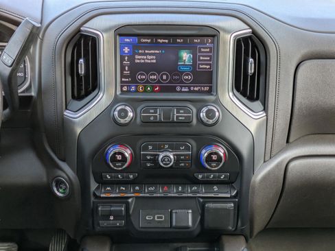 Used 2020 GMC Sierra 1500 Denali w/ Technology Package image 17