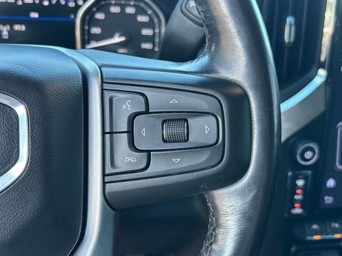 Used 2021 GMC Sierra 1500 SLT image 18