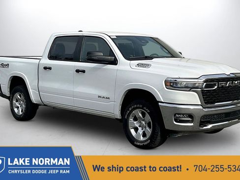 Used 2025 RAM 1500 Big Horn AWD/4WD image 1