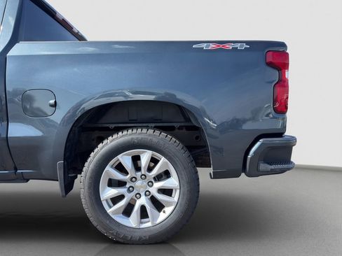 Used 2020 Chevrolet Silverado 1500 Custom w/ Custom Value Package AWD/4WD image 22