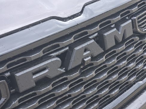 New 2026 RAM 1500 Express AWD/4WD image 12