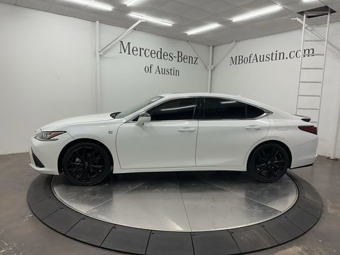 Used 2022 Lexus ES 350 F Sport image 4