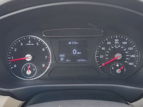 Used 2020 Kia Sorento LX w/ LX I4 Convenience Package image 15