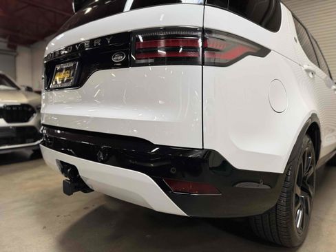 Used 2021 Land Rover Discovery S R-Dynamic image 60