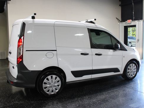Used 2015 Ford Transit Connect XL image 3