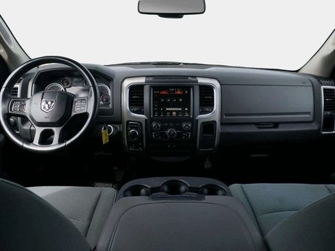 Used 2015 RAM 1500 Classic SLT w/ Luxury Group AWD/4WD image 17