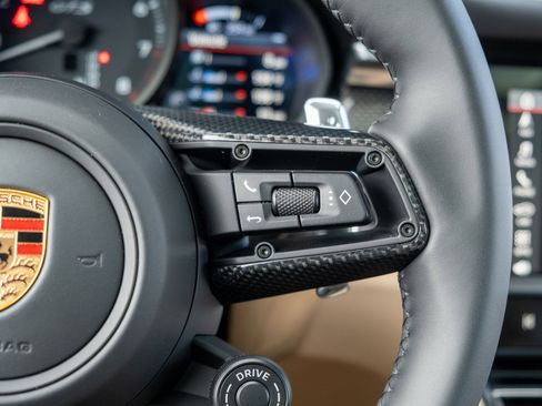 New 2026 Porsche Macan GTS AWD/4WD image 30
