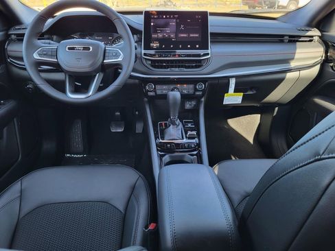 New 2026 Jeep Compass Trailhawk image 16