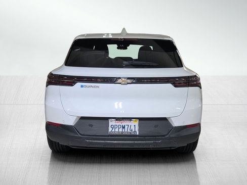 Used 2025 Chevrolet Equinox EV LT image 11