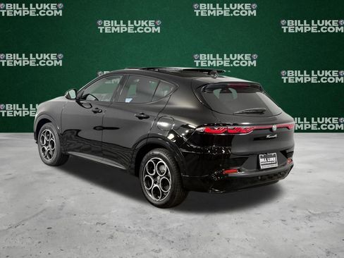 Used 2025 Alfa Romeo Tonale w/ Premium Package AWD/4WD image 8
