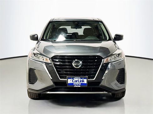 Used 2021 Nissan Kicks S image 2