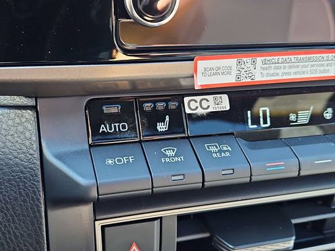 New 2026 Toyota Camry Hybrid AWD/4WD image 12