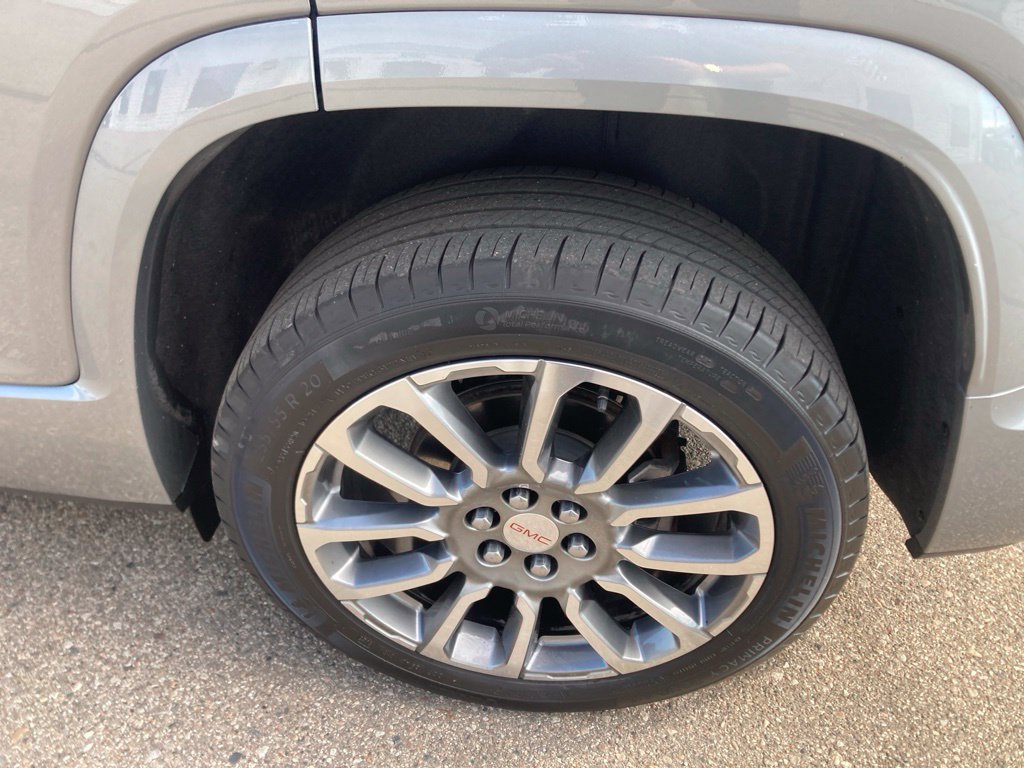 Certified 2023 GMC Acadia Denali AWD/4WD image 9