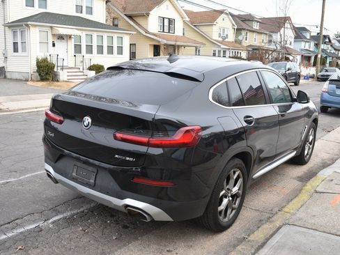 Used 2024 BMW X4 xDrive30i image 6
